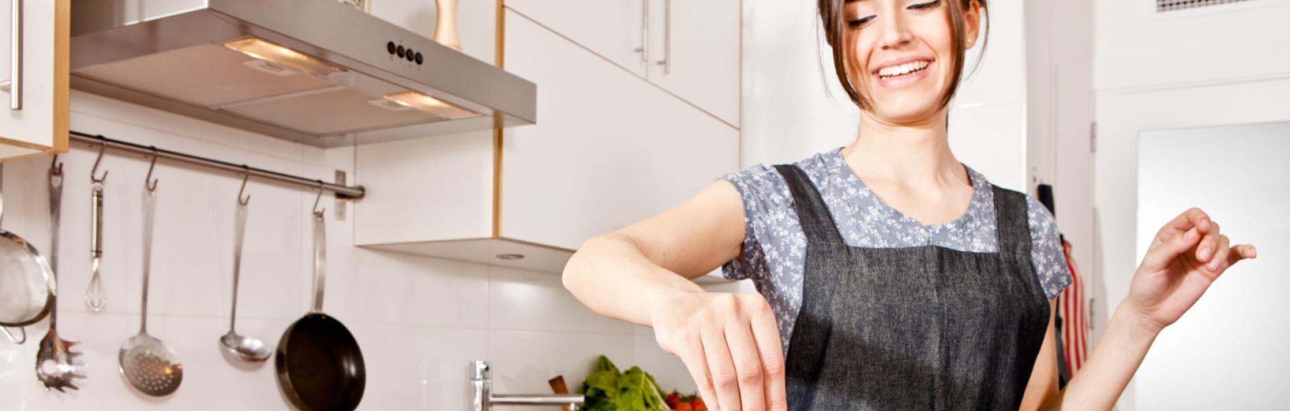Πώς μπορεί η μαγειρική να σας βοηθήσει να ξεπεράσετε μια δύσκολη μέρα